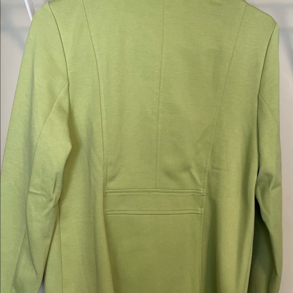 Blazers - Picture 4 of 7